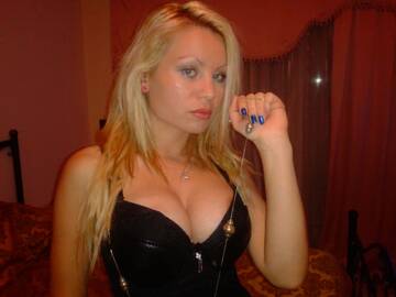 Public Photo of EVA1988