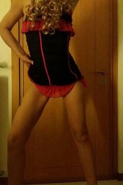 Public Photo of mina-hot-lato-b