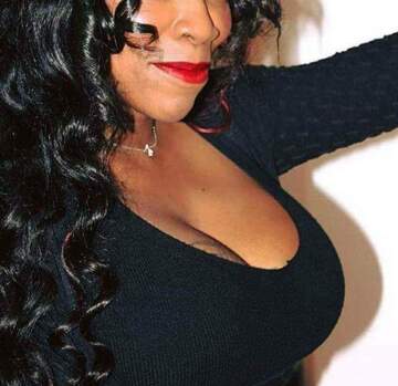 “L’eros è un programma che si svolge nei grovigli elettronici della mente.”