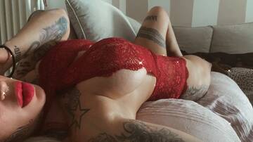 Public Photo of QueenHarley