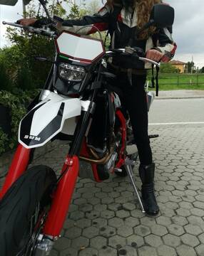 Public Photo of Jessy_80