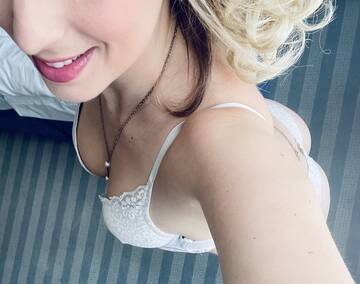 Public Photo of Hotmum