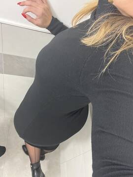 Public Photo of SexyFrancy