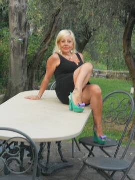 Ti voglio ai miei piedi