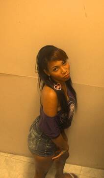 Public Photo of ebonyuyu