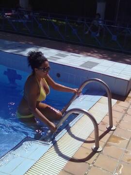 Public Photo of GyrasolleDessire