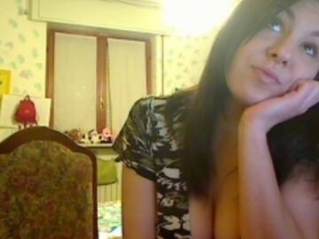 Public Photo of aliciasexy1